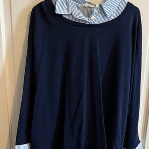 Crown and Ivy Sweater with bow accents on back, Large